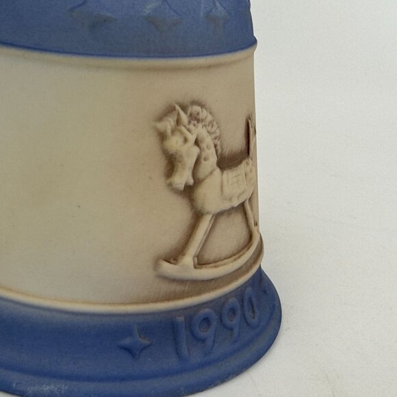 M.J. Hummel Christmas Bell "Letter To Santa Claus" 1990 Second Edition Porcelain - Picture 10 of 14